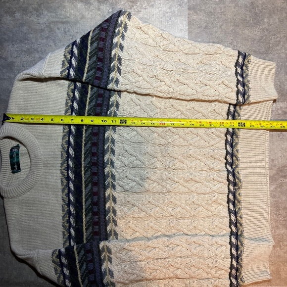 Vtg Knights Of The Round Table Sweatshirt Sweater Men's XL Crew Neck Color Knit - Picture 4 of 6